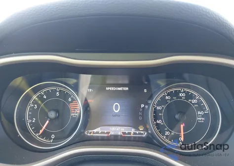 2018 Jeep Cherokee Limited 4X4 z USA, uszkodzony, nr VIN 1C4PJMDB3JD535526